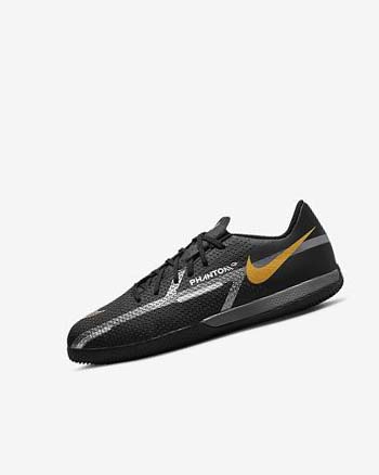 Nike Jr. Phantom GT2 Academy IC Negros Metal Dorados Grises Oscuro Metal Grises Oscuro | MX 3221